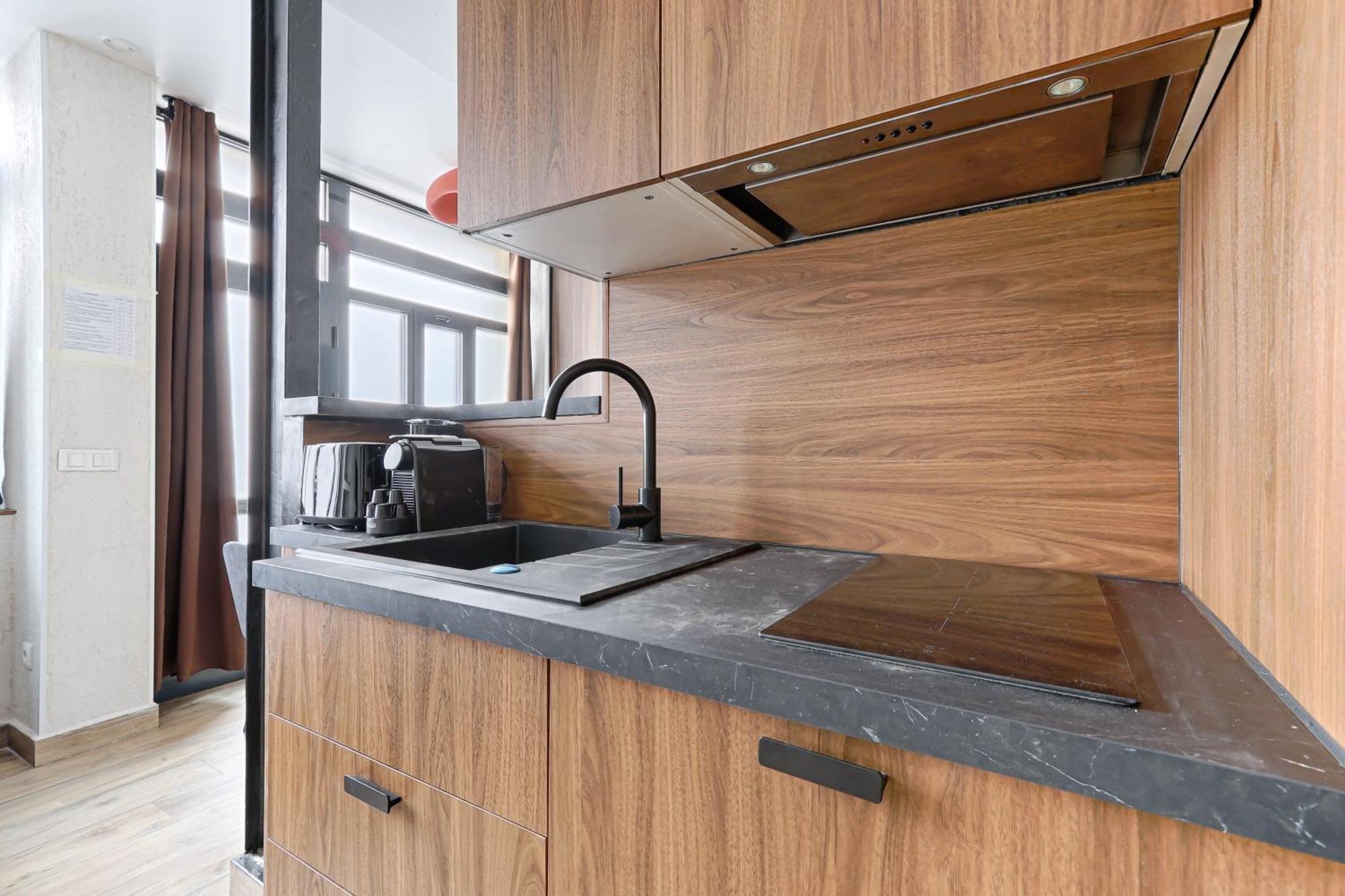 Appartement De Charme 2Br Canal Saint Martin Paris Dış mekan fotoğraf