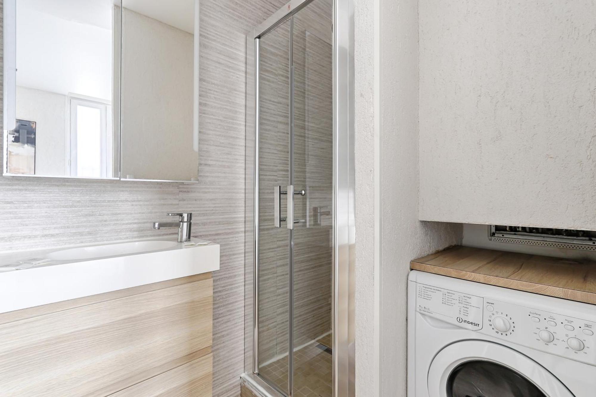 Appartement De Charme 2Br Canal Saint Martin Paris Dış mekan fotoğraf